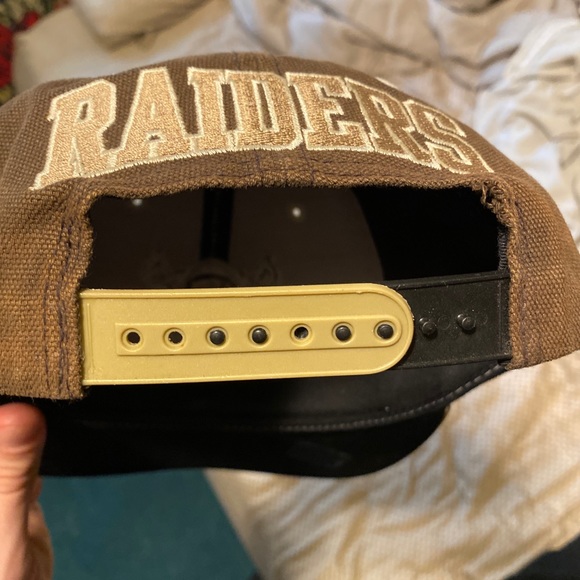 Mitchell & Ness x NFL x Raiders Earth Tones Snapback - Picture 2 of 6
